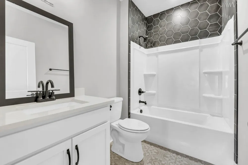 3717 Stillwater Point Clarksville, TN 37043