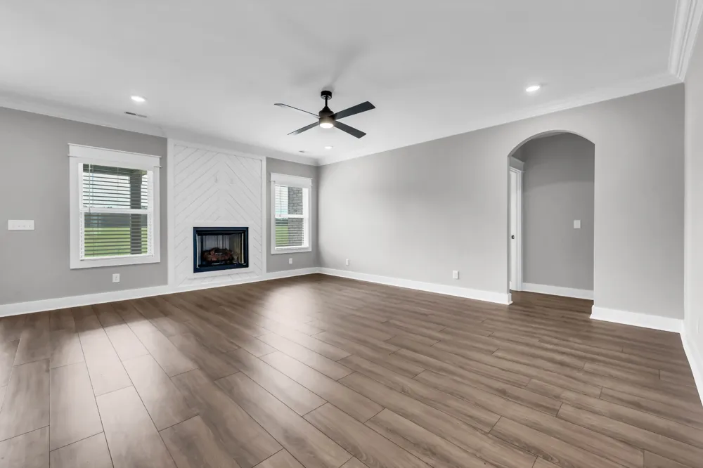 3717 Stillwater Point Clarksville, TN 37043