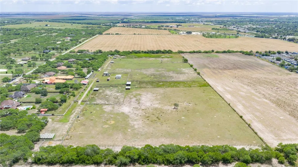 401 W Sage Drive Kingsville, TX 78363