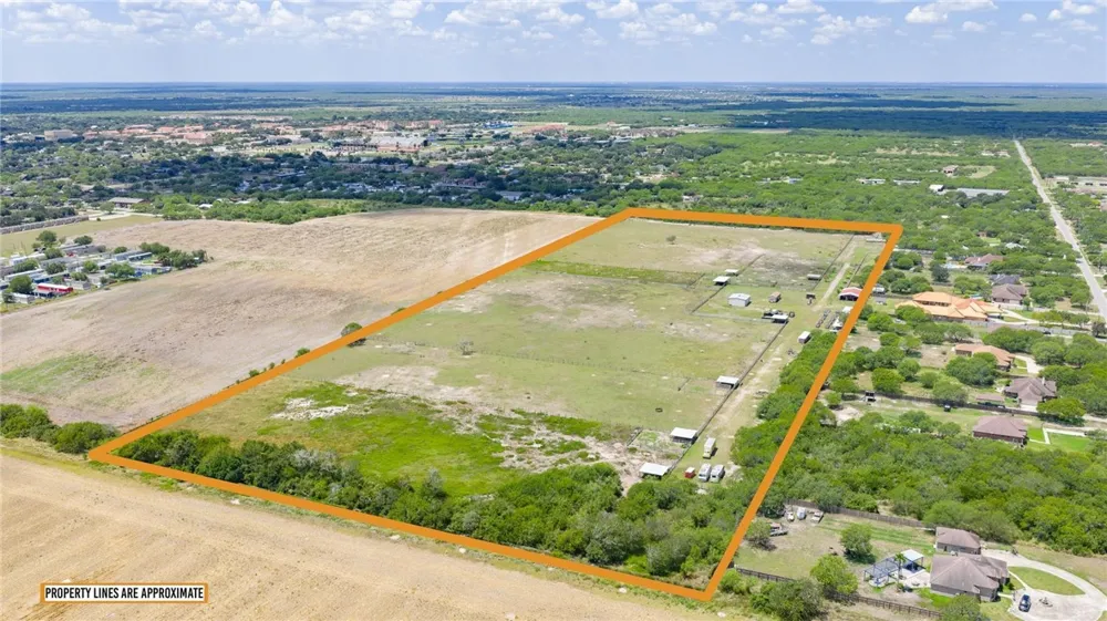 401 W Sage Drive Kingsville, TX 78363