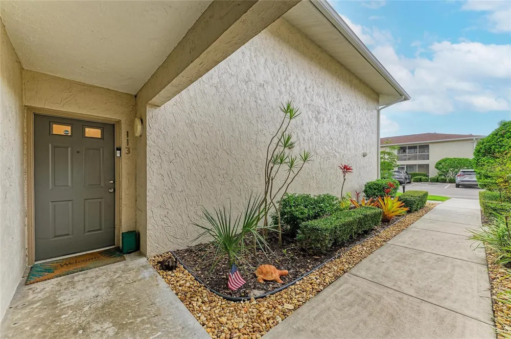 2121 WOOD STREET #113 Sarasota, FL 34237