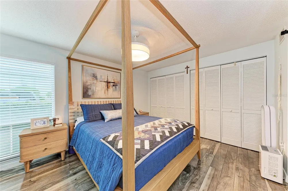2121 WOOD STREET #113 Sarasota, FL 34237
