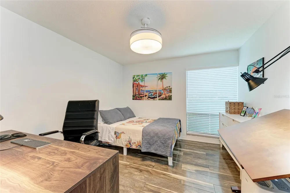2121 WOOD STREET #113 Sarasota, FL 34237