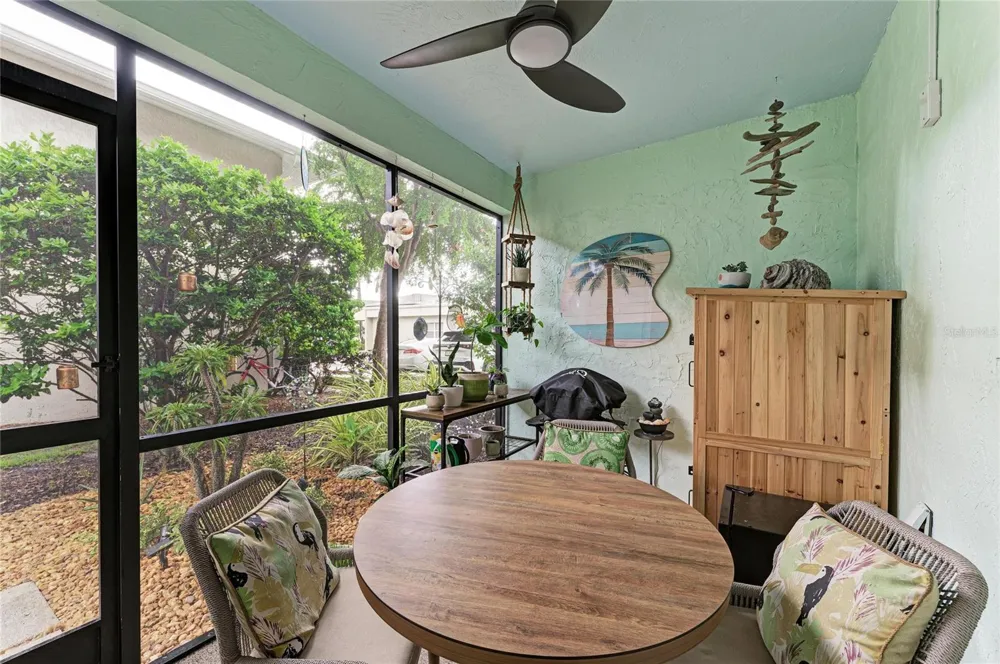 2121 WOOD STREET #113 Sarasota, FL 34237