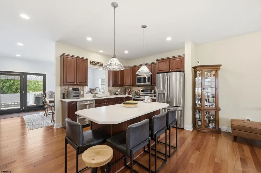 16 Fresh Spring Cove Somers Point, NJ 08244