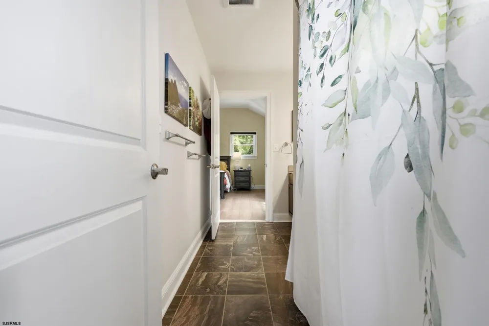 16 Fresh Spring Cove Somers Point, NJ 08244