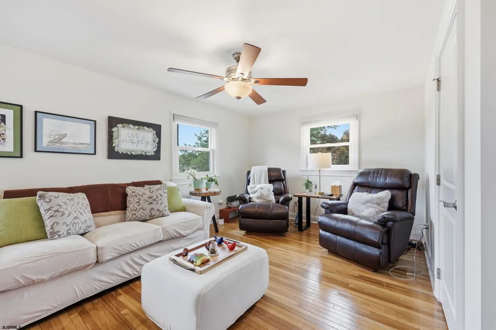 16 Fresh Spring Cove Somers Point, NJ 08244