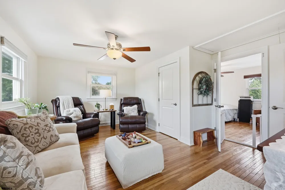 16 Fresh Spring Cove Somers Point, NJ 08244