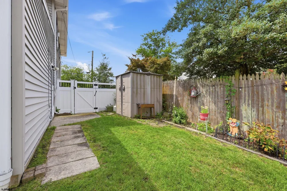 16 Fresh Spring Cove Somers Point, NJ 08244