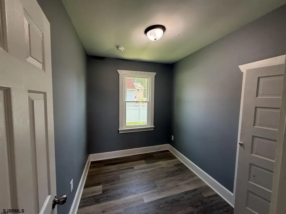 109 Georgia Road Pennsville Township, NJ 08070