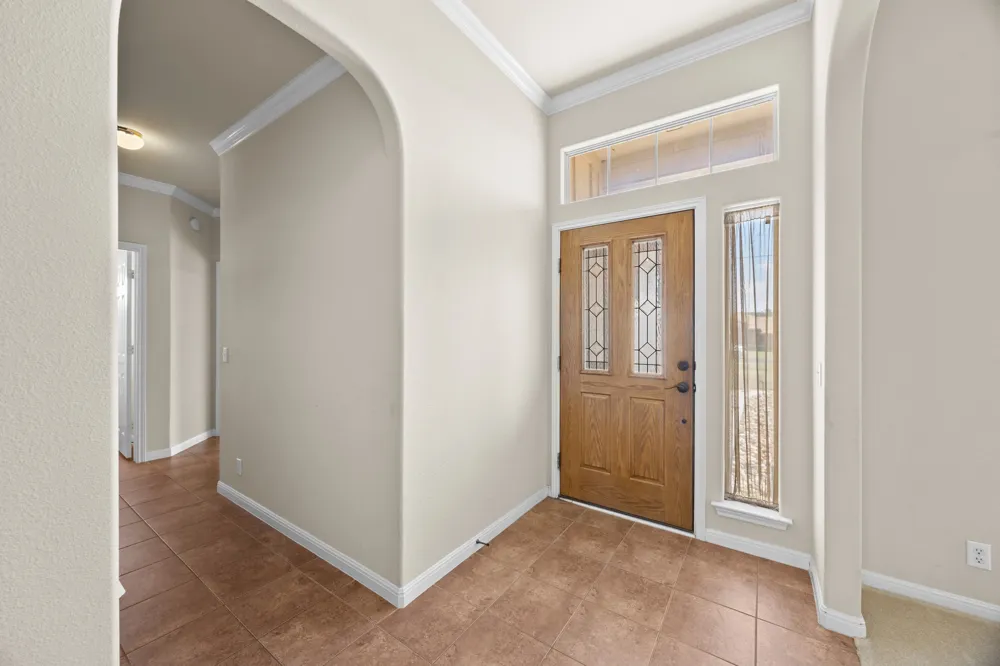 104 S Buckboard Liberty Hill, TX 78642