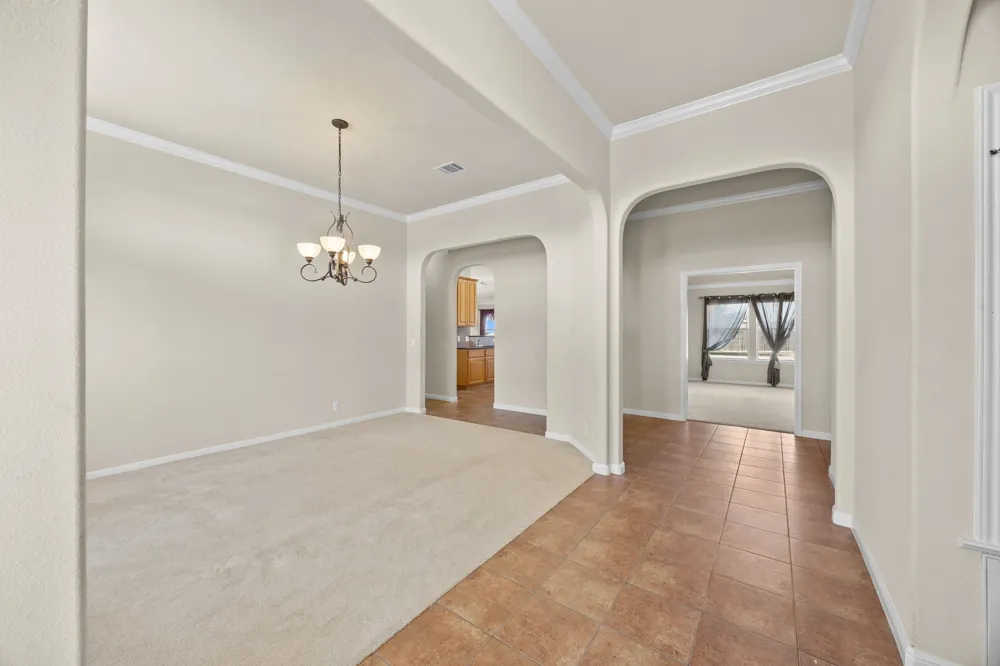 104 S Buckboard Liberty Hill, TX 78642