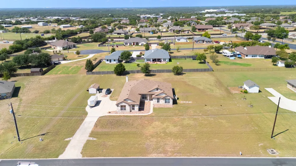 104 S Buckboard Liberty Hill, TX 78642