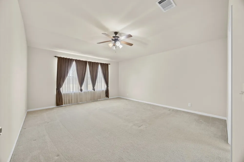 104 S Buckboard Liberty Hill, TX 78642