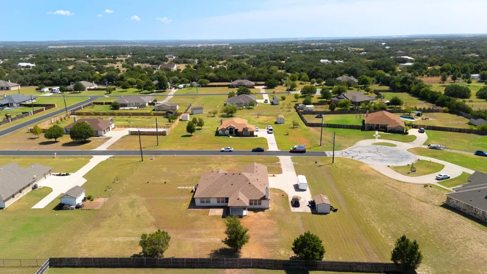 104 S Buckboard Liberty Hill, TX 78642