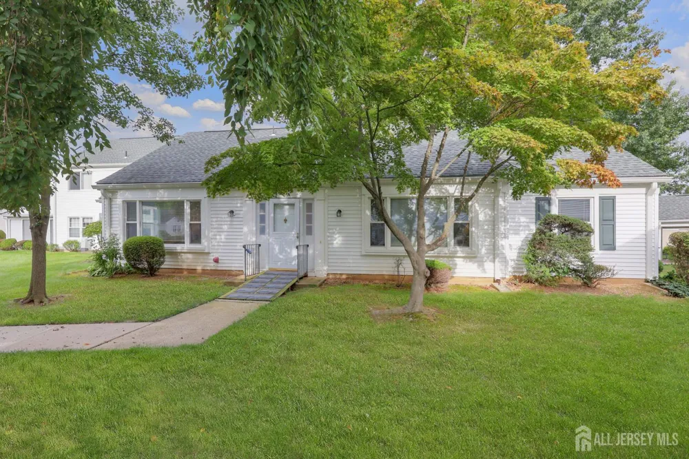 487 Somerset Lane #487A Jamesburg, NJ 08831