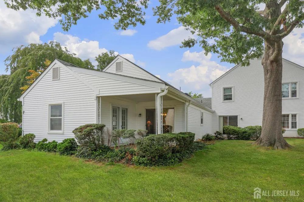 487 Somerset Lane #487A Jamesburg, NJ 08831
