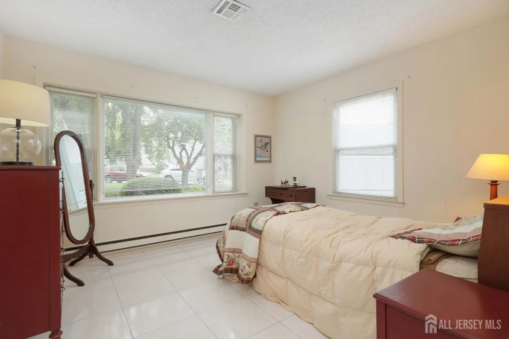 487 Somerset Lane #487A Jamesburg, NJ 08831