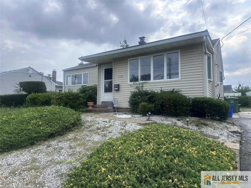 1710 Lincoln Highway Edison, NJ 08817