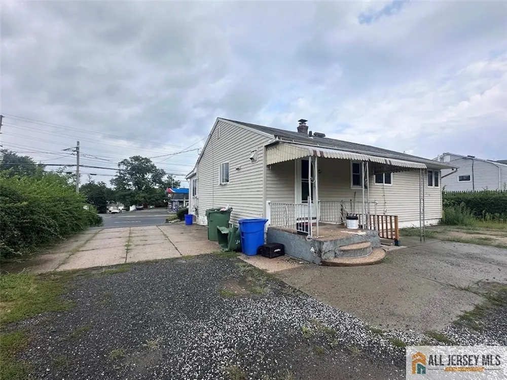 1710 Lincoln Highway Edison, NJ 08817
