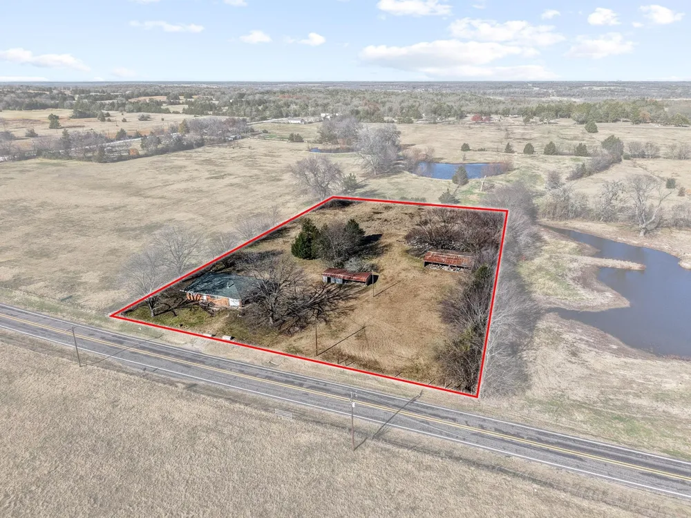 3467 E Fm 120 Denison, TX 75021