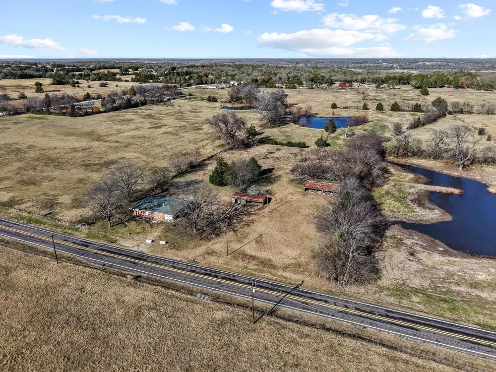 3467 E Fm 120 Denison, TX 75021