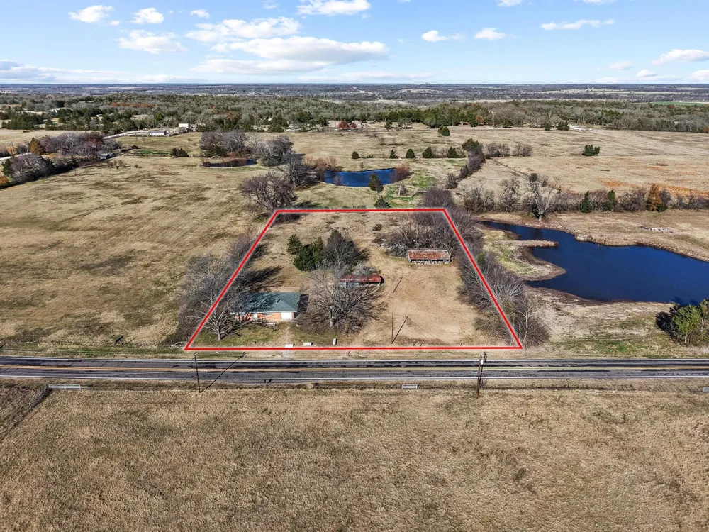 3467 E Fm 120 Denison, TX 75021