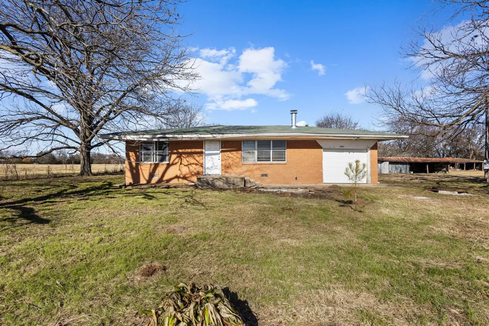 3467 E Fm 120 Denison, TX 75021