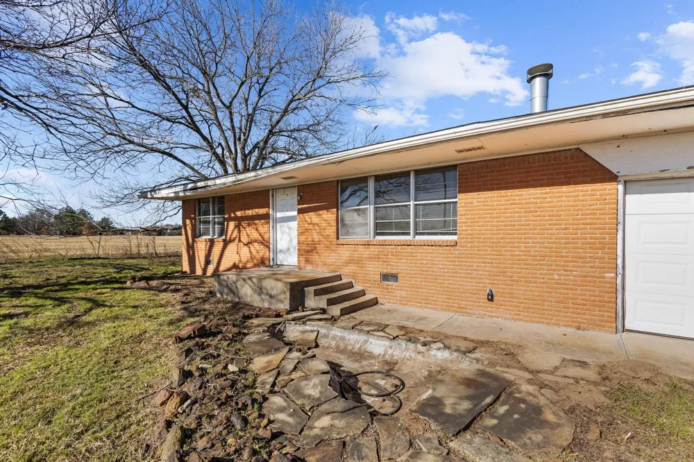 3467 E Fm 120 Denison, TX 75021