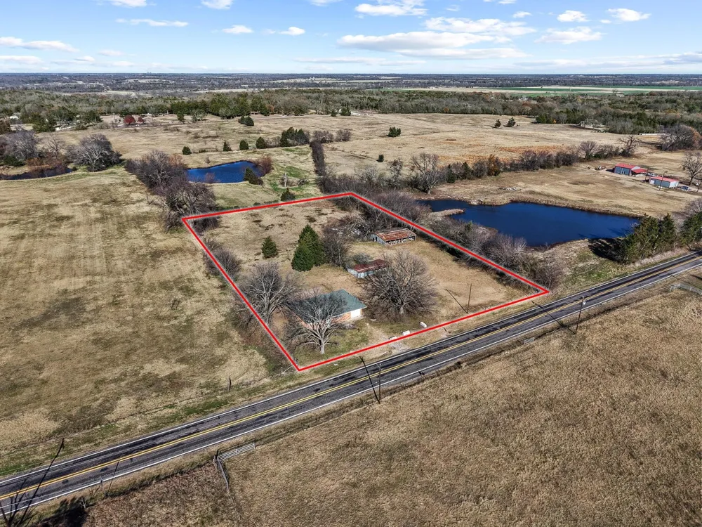 3467 E Fm 120 Denison, TX 75021