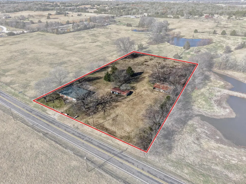 3467 E Fm 120 Denison, TX 75021