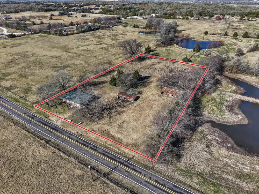 3467 E Fm 120 Denison, TX 75021