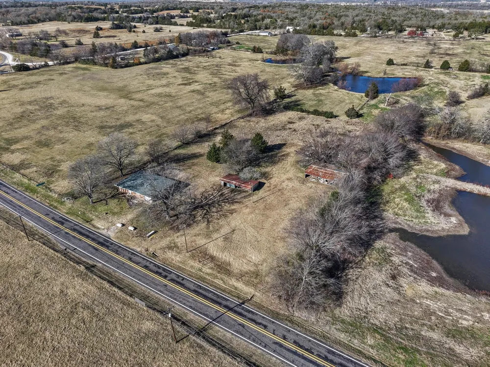 3467 E Fm 120 Denison, TX 75021