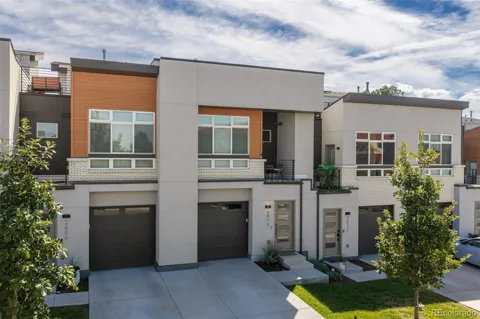 2810 W 53rd Avenue
