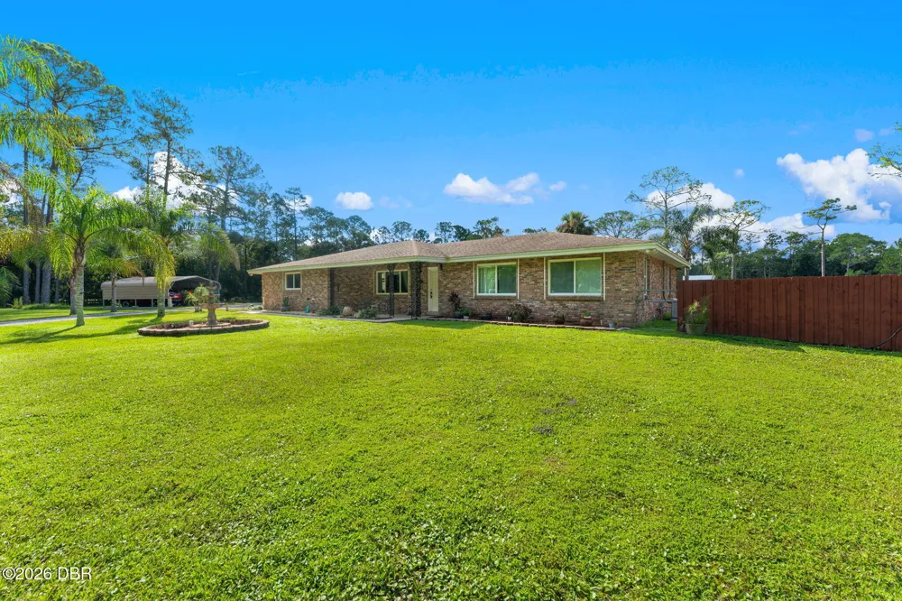 2131 W Poinsettia Drive Port Orange, FL 32128