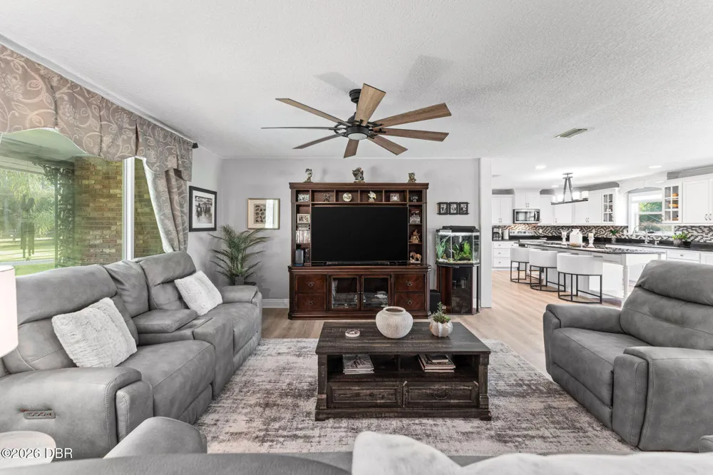 2131 W Poinsettia Drive Port Orange, FL 32128