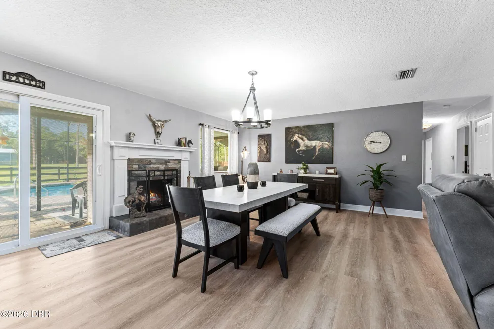 2131 W Poinsettia Drive Port Orange, FL 32128