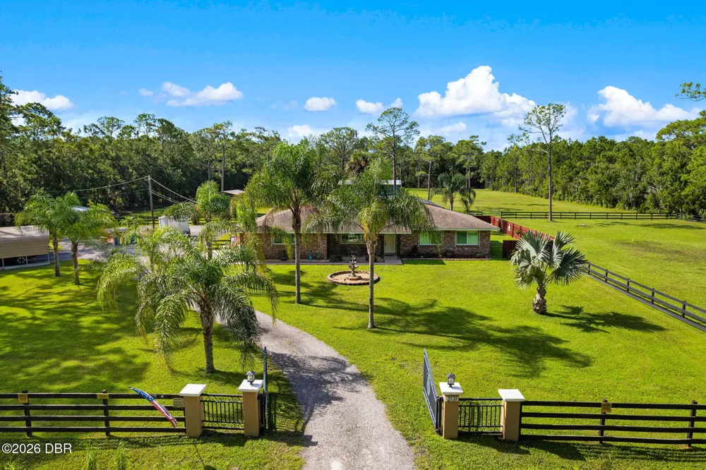 2131 W Poinsettia Drive Port Orange, FL 32128