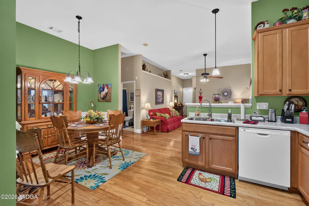 739 Ivy Brook Way Macon, GA 31210