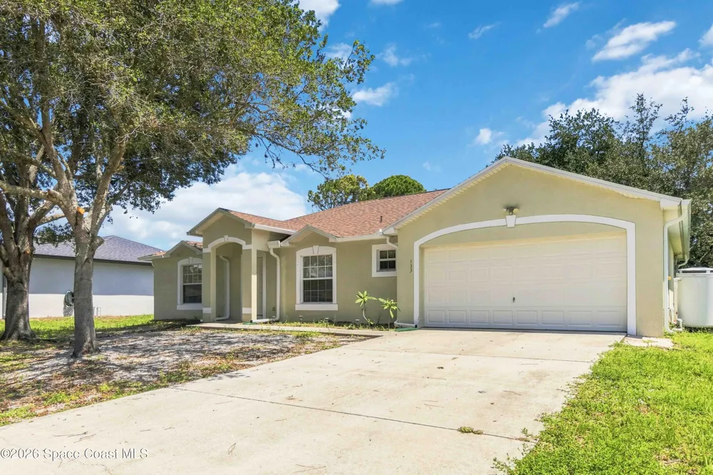 133 Hilton Avenue NW Palm Bay, FL 32907