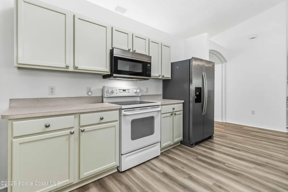 133 Hilton Avenue NW Palm Bay, FL 32907