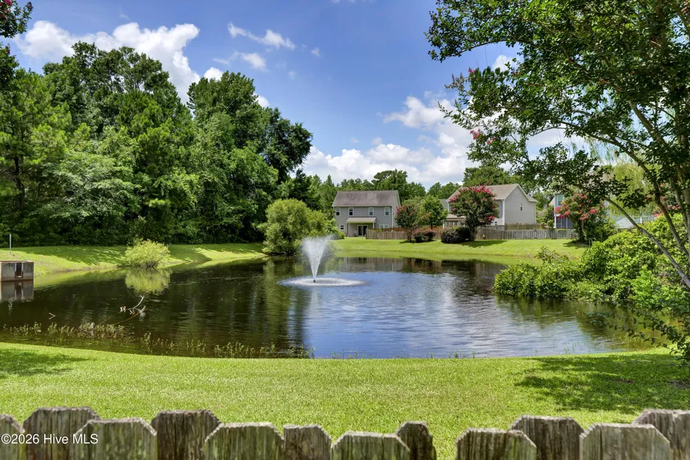1528 Stones Edge Loop Wilmington, NC 28405