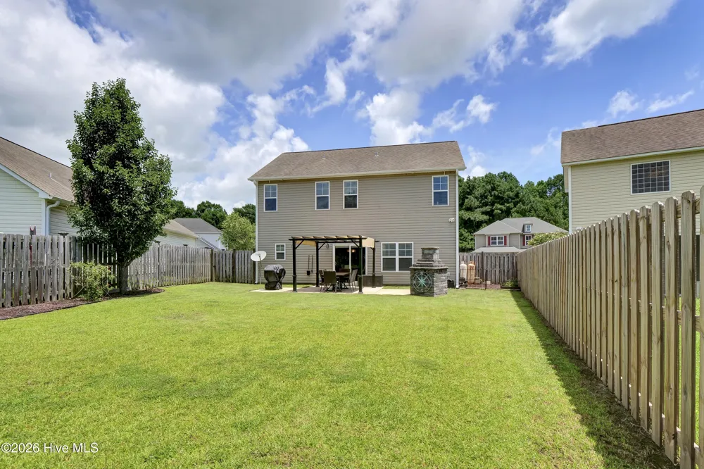 1528 Stones Edge Loop Wilmington, NC 28405