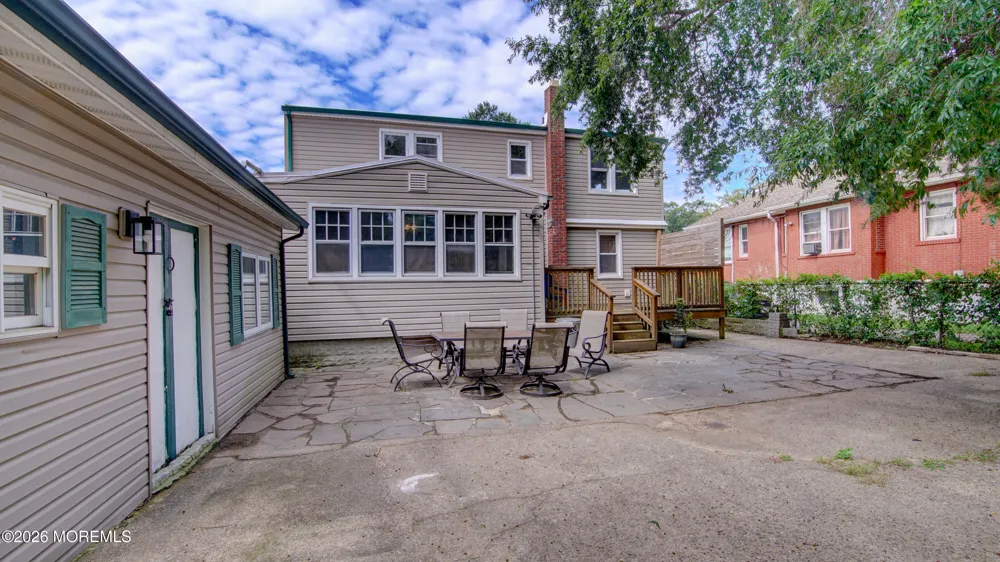 44 Briarwood Avenue Keansburg, NJ 07734