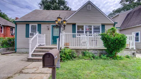 44 Briarwood Avenue