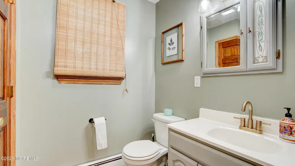 44 Briarwood Avenue Keansburg, NJ 07734