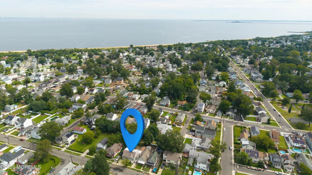 44 Briarwood Avenue Keansburg, NJ 07734
