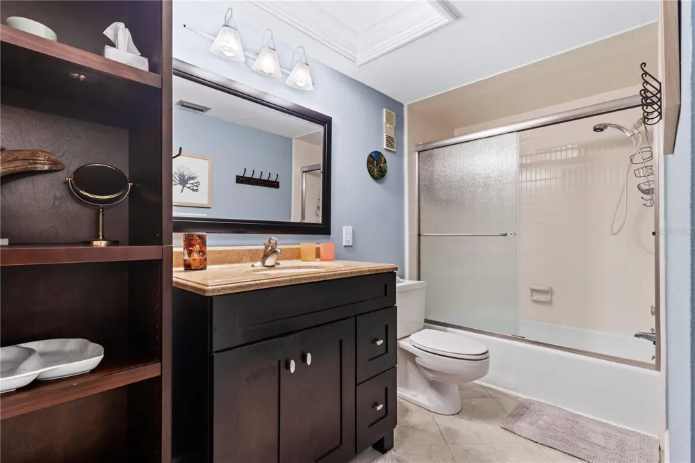 4900 BRITTANY DRIVE S #1512 St Petersburg, FL 33715
