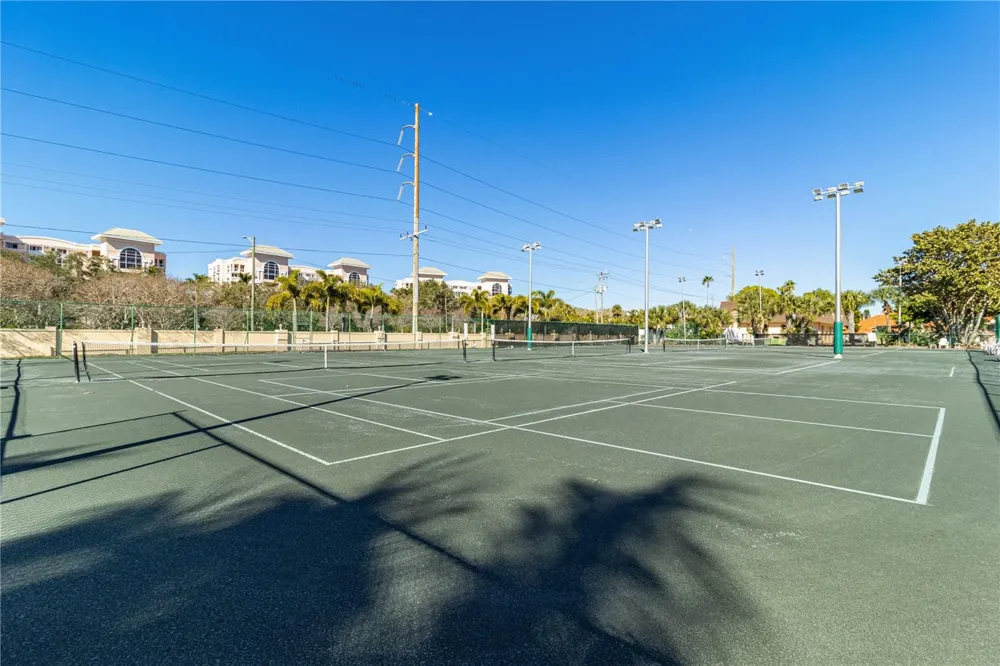 4900 BRITTANY DRIVE S #1512 St Petersburg, FL 33715