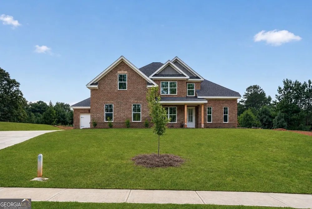 124 Patillo MNR Stockbridge, GA 30281